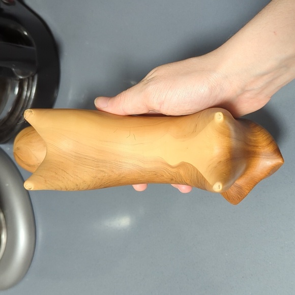 Wooden Fox Figurine - Picture 4 of 6